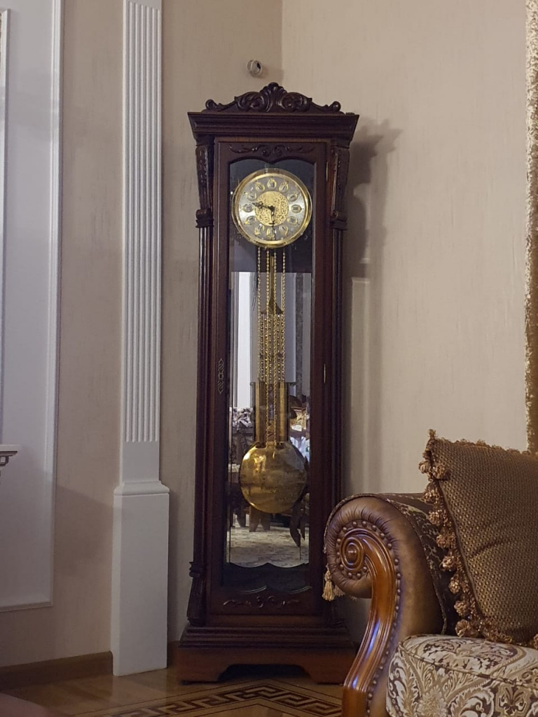 Напольные часы Columbus CR9007-271 в интерьере заказчика.jpg Напольные часы Columbus CR9007-271 в интерьере заказчика.jpg